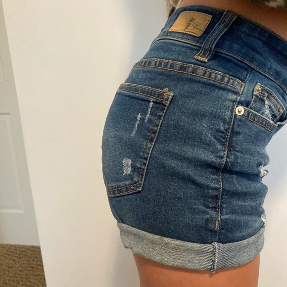 jean shorts - Picture 2 of 3